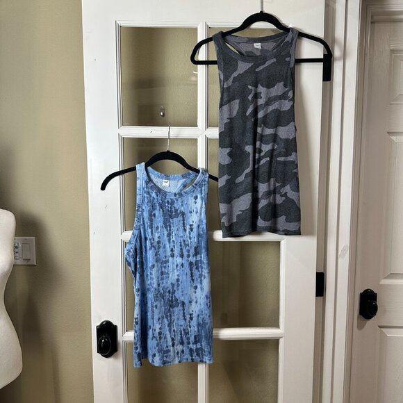 OLD NAVY ACTIVE Set of 2 Ribbed Halter Back Tank Tops Size Large Blue & Grey - Picture 2 of 13